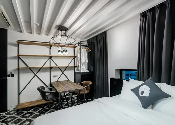 Hotel Hotel The Designers Kondae 3*