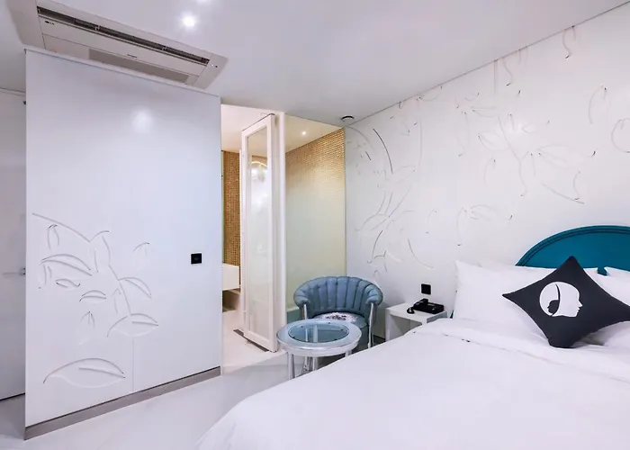 Hotel The Designers Kondae 3* Seoul