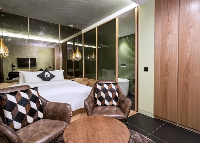 Hotel The Designers Kondae 3* Seoul